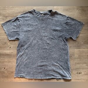BDG/Urban Outfitters Charcoal ‘Distressed’ Tee, Men’s Large